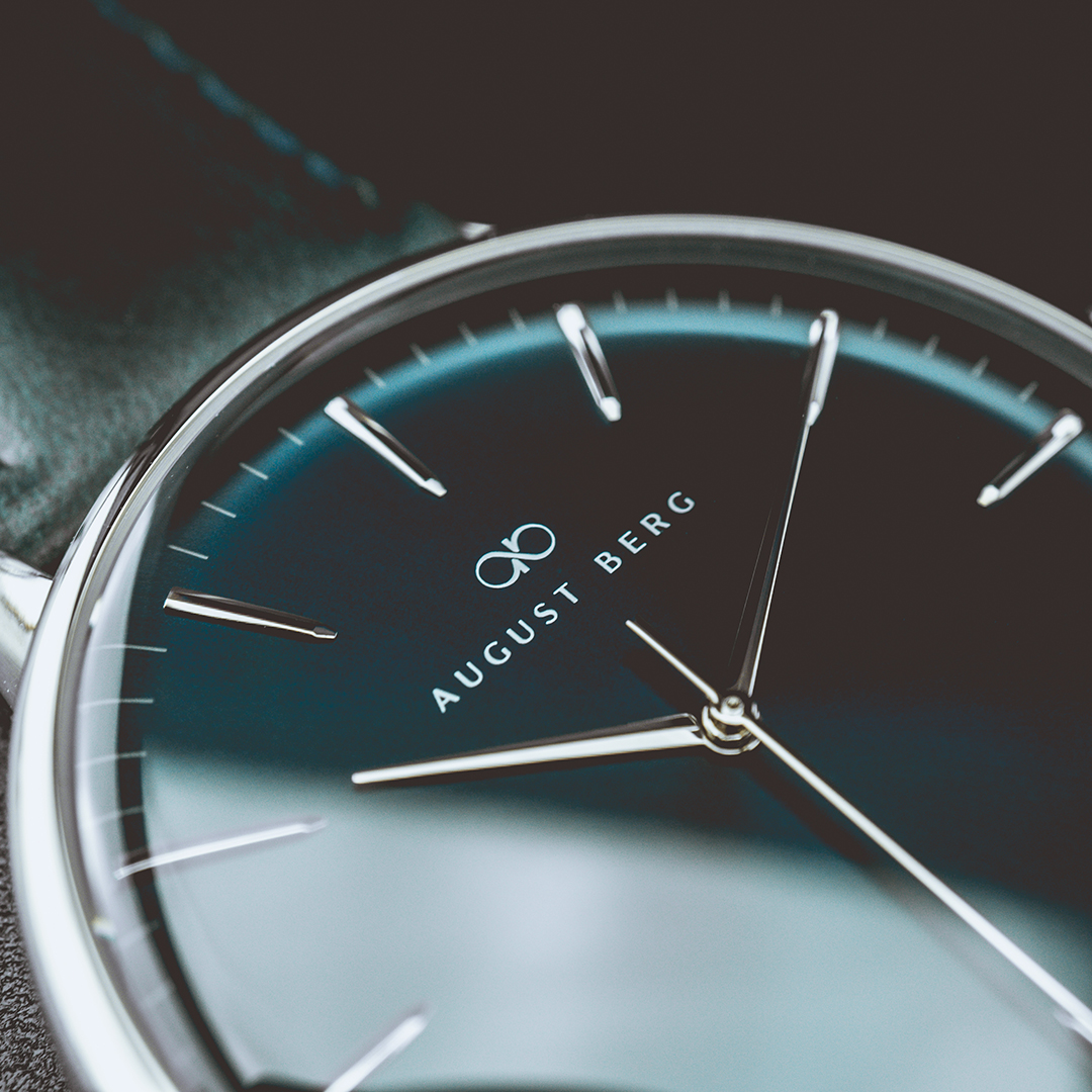 Close-up of the August Berg Serenity navy dial